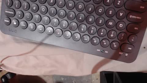 andy___1017 online show from February 14, 6:41 am