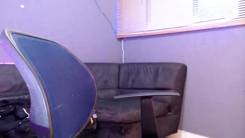 Snapshot of andy_bapho chatting on September 28, 3:10 pm ANDY online show from September 28, 3:10 pm
