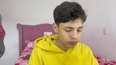 Andy online show from April 22, 7:51 pm