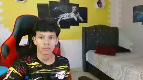 Snapshot of andy_dan1 chatting on October 15, 2:57 pm andy_dan1 online show from October 15, 2:57 pm