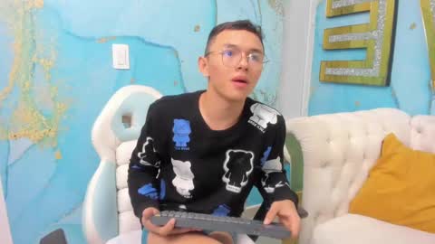 Snapshot of andy_dior18 chatting on February 23, 1:09 am ANDY online show from February 23, 1:09 am