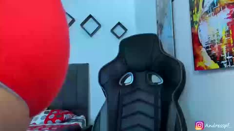 Snapshot of andy_walker_ chatting on September 9, 6:18 pm Andres online show from September 9, 6:18 pm