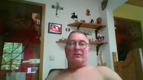 andybayern online show from June 12, 1:42 pm
