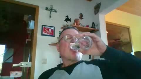 andybayern online show from April 23, 4:20 pm