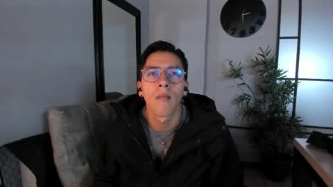 Snapshot of andyjoy_ chatting on October 17, 10:30 am Andy Joy online show from October 17, 10:30 am