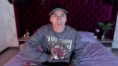 Snapshot of andyjoy_ chatting on February 13, 10:34 am Andy Joy online show from February 13, 10:34 am