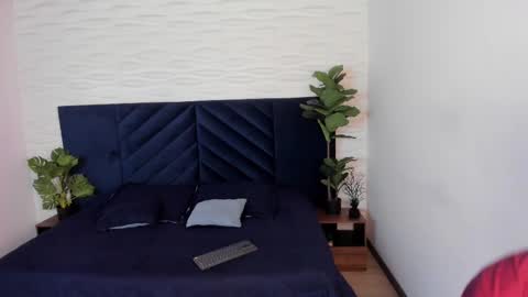 Snapshot of andyjoy_ chatting on March 5, 11:28 am Andy Joy online show from March 5, 11:28 am