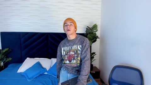 Snapshot of andyjoy_ chatting on January 24, 11:26 am Andy Joy online show from January 24, 11:26 am