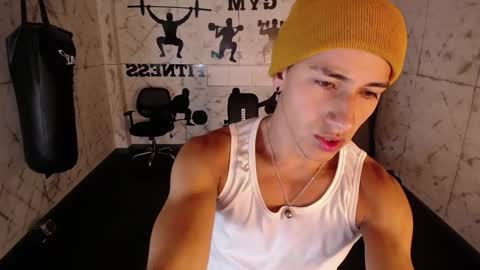 Snapshot of andyjoy_ chatting on December 9, 11:26 am Andy Joy online show from December 9, 11:26 am