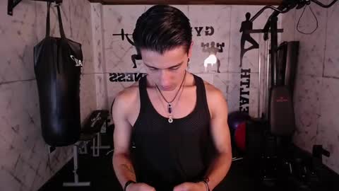 Snapshot of andyjoy_ chatting on December 14, 12:44 pm Andy Joy online show from December 14, 12:44 pm