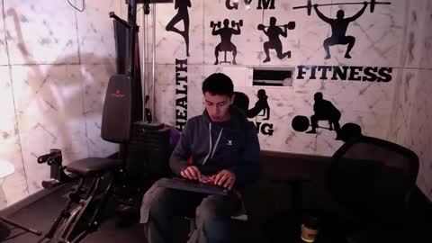 Snapshot of andyjoy_ chatting on February 21, 10:28 am Andy Joy online show from February 21, 10:28 am