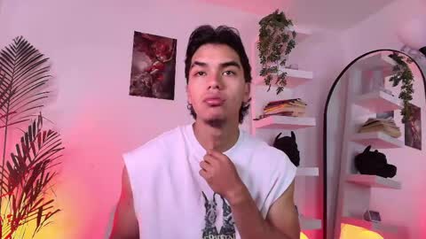 andypalmerr online show from June 4, 1:06 pm