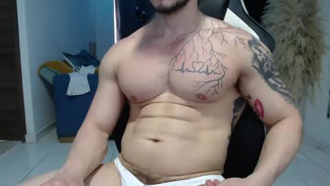 Angel Curl online show from April 18, 8:20 pm