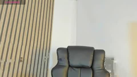 ngel Esteban  online show from April 27, 9:09 pm