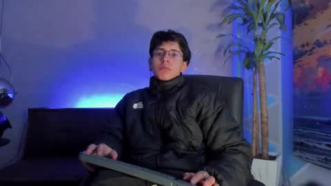 angel_scott2 online show from March 9, 11:37 am