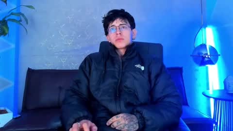 angel_scott2 online show from March 8, 11:36 am