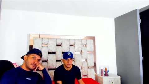 Angel And Cris online show from September 15, 12:28 pm