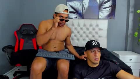 Angel And Cris online show from September 27, 1:53 pm