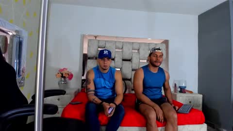 Angel And Cris online show from September 16, 12:28 pm