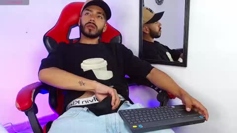 Angel online show from February 1, 3:00 pm