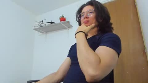 Angel Bennet online show from February 13, 3:07 am