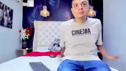 angelblue   online show from June 27, 7:52 pm