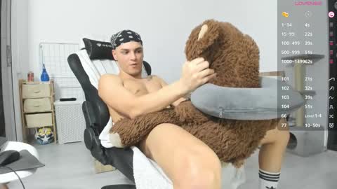 Frankie  online show from November 17, 1:36 pm