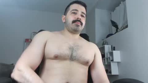 Angel Fusco online show from April 21, 2:51 am