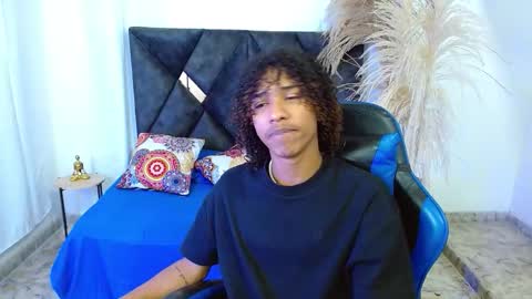 Angel online show from March 5, 9:22 pm