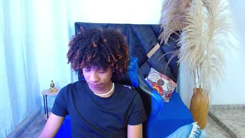 Angel online show from April 21, 9:10 pm