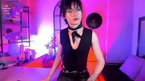 Angell Dust online show from October 12, 4:06 am