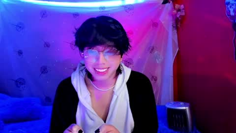 Angel  online show from December 3, 7:08 am