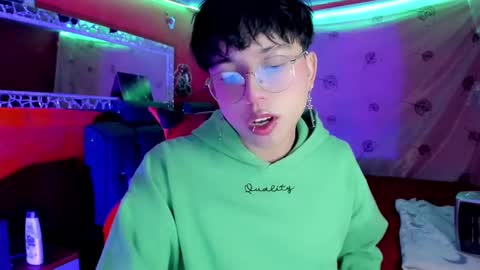 Angel  online show from September 12, 7:08 am