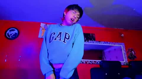 Angel  online show from February 18, 6:26 am