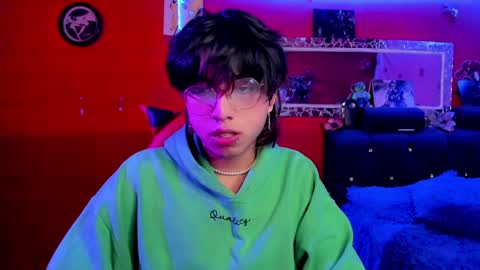 Angel  online show from December 11, 7:10 am