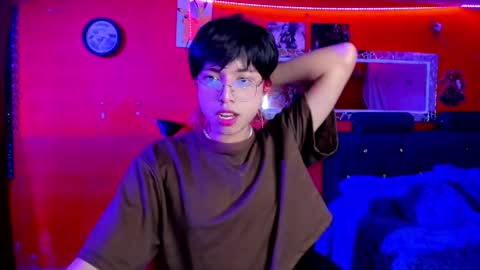 Angel  online show from March 6, 12:43 am