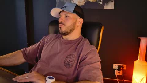 BlackWolf online show from April 28, 10:42 am