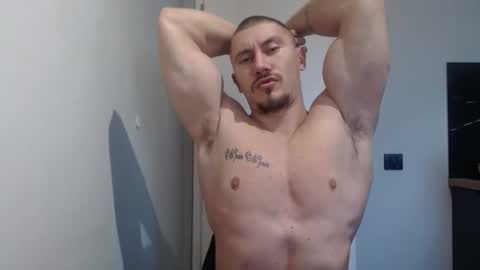 Snapshot of angelofit chatting on February 23, 8:44 am ------- SEX SHOW WITH GUYS AND GIRLS MUSCLE SHOW online show from February 23, 8:44 am