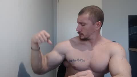 Snapshot of angelofit chatting on March 9, 3:16 pm ------- SEX SHOW WITH GUYS AND GIRLS MUSCLE SHOW online show from March 9, 3:16 pm