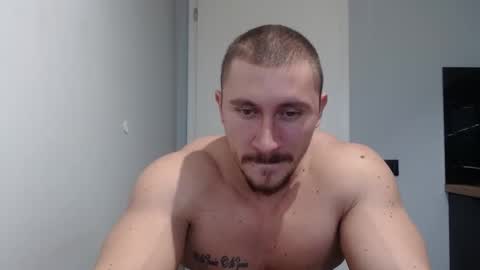Snapshot of angelofit chatting on December 9, 11:58 am ------- SEX SHOW WITH GUYS AND GIRLS MUSCLE SHOW online show from December 9, 11:58 am