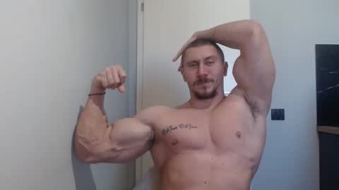 Snapshot of angelofit chatting on March 8, 11:33 am ------- SEX SHOW WITH GUYS AND GIRLS MUSCLE SHOW online show from March 8, 11:33 am