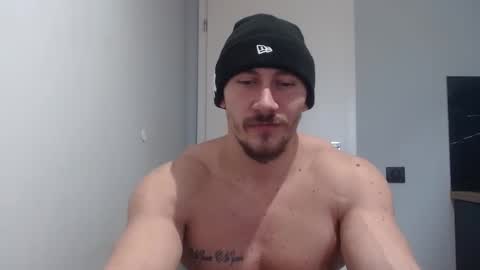 Snapshot of angelofit chatting on January 23, 9:29 am ------- SEX SHOW WITH GUYS AND GIRLS MUSCLE SHOW online show from January 23, 9:29 am