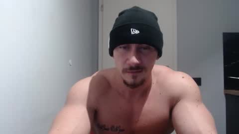 Snapshot of angelofit chatting on December 30, 8:04 pm ------- SEX SHOW WITH GUYS AND GIRLS MUSCLE SHOW online show from December 30, 8:04 pm