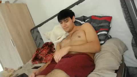 Snapshot of angrydeimos chatting on February 23, 9:47 pm Deimos online show from February 23, 9:47 pm