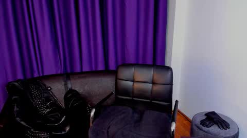 Anthony online show from November 2, 8:57 pm