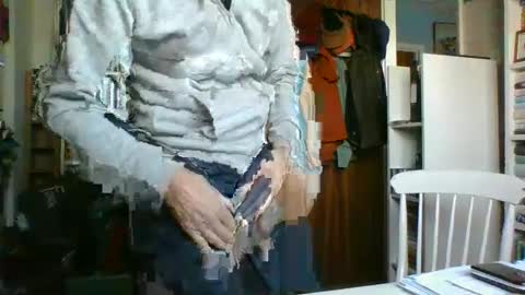 Snapshot of anthonyxxaa chatting on February 6, 10:04 am anthonyxxaa online show from February 6, 10:04 am