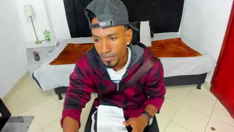 Snapshot of anthoy_wayans chatting on January 21, 12:46 am online show from January 21, 12:46 am