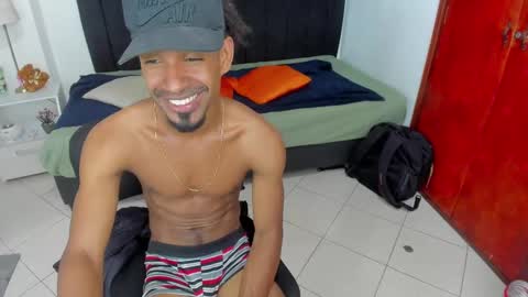 Snapshot of anthoy_wayans chatting on March 12, 12:42 am online show from March 12, 12:42 am
