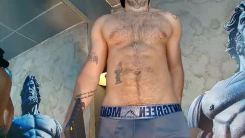 Snapshot of antoinemoretti chatting on October 14, 9:11 pm antoinemoretti online show from October 14, 9:11 pm