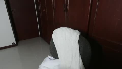 Snapshot of antonio_ricci chatting on September 26, 6:55 am antonio_ricci online show from September 26, 6:55 am
